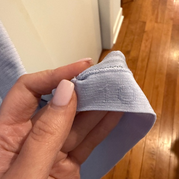 lululemon Swiftly Tech Short Sleeve Light blue Size 10 EUC - Picture 3 of 4